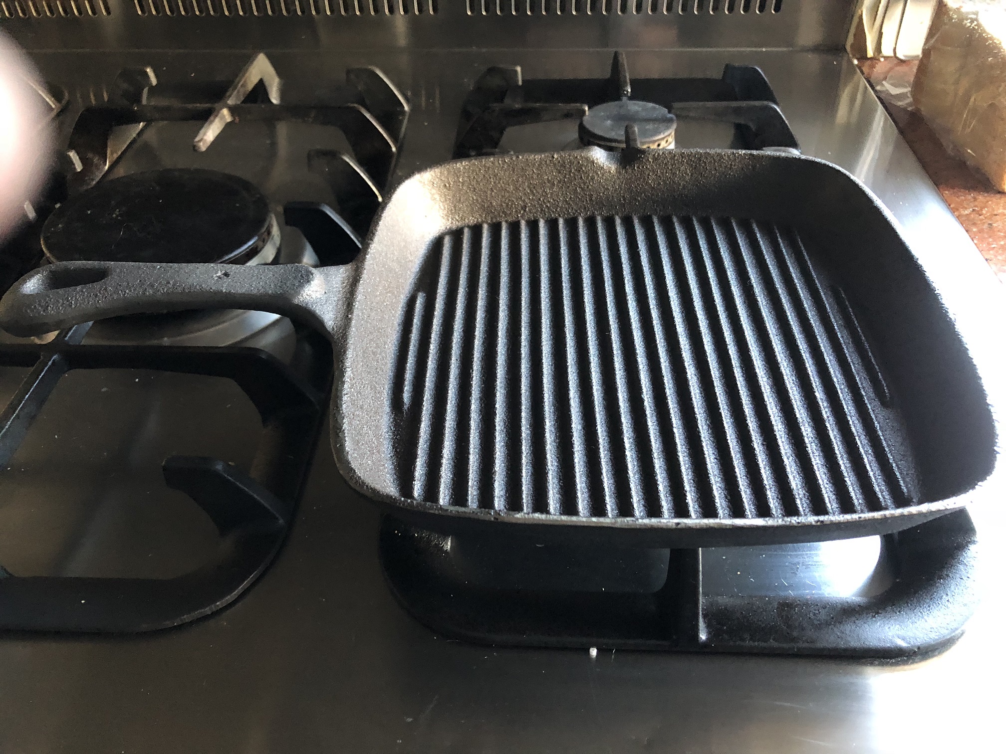 Zware gietijzeren grill pan, ouderwetse  topkwaliteit.