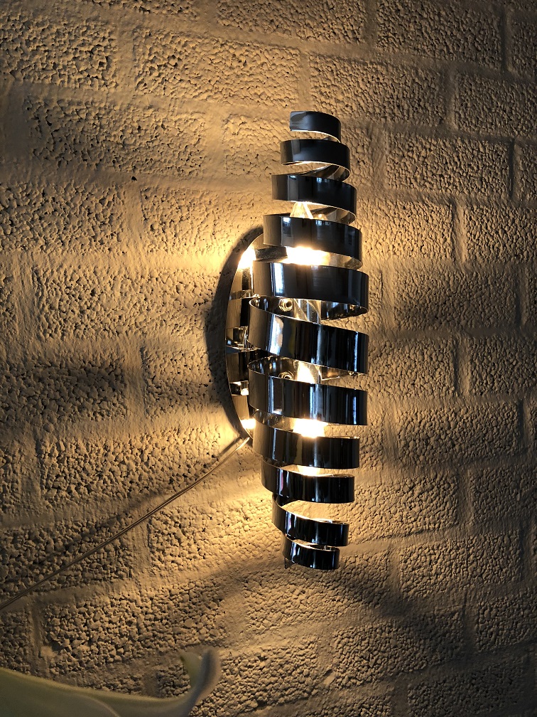 Een hekel hebben aan Chronisch cel Wandlamp chrome-nikkel, super mooi en apart!! - decohomeliving.com