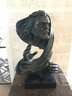 Een Modernist bronzen beeld van God, Green finish