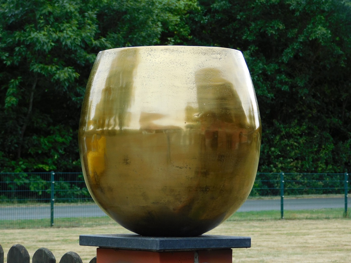 Großer Blumentopf - Vase - goldfarben - Alu