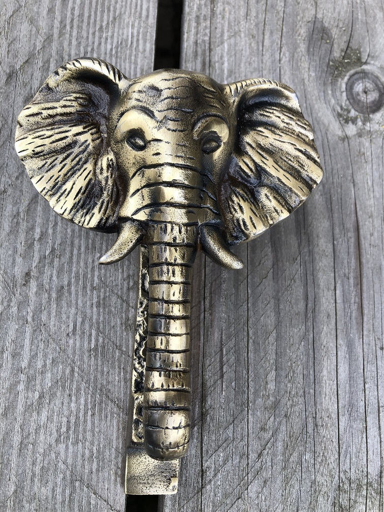 Prachtige deurklopper olifant, zeer fraai in uitvoering, metaal brass messing.