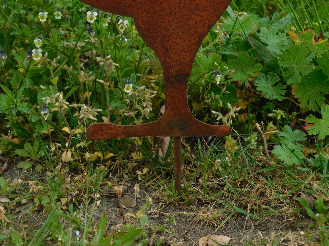 Silhouette eines Hahns, rustikal, Metalltier