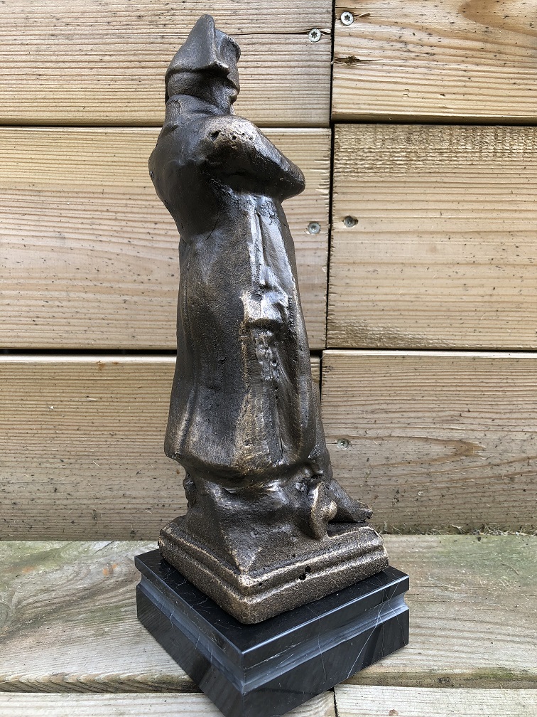 Statue Napoleon auf Marmorsockel - Bronze-Look - Metall