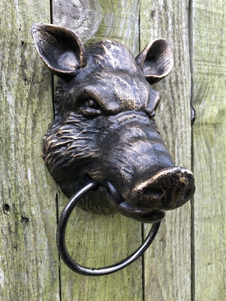 Bügeleisen mit Tierkopf in Bronzeoptik, mit Handtuchring