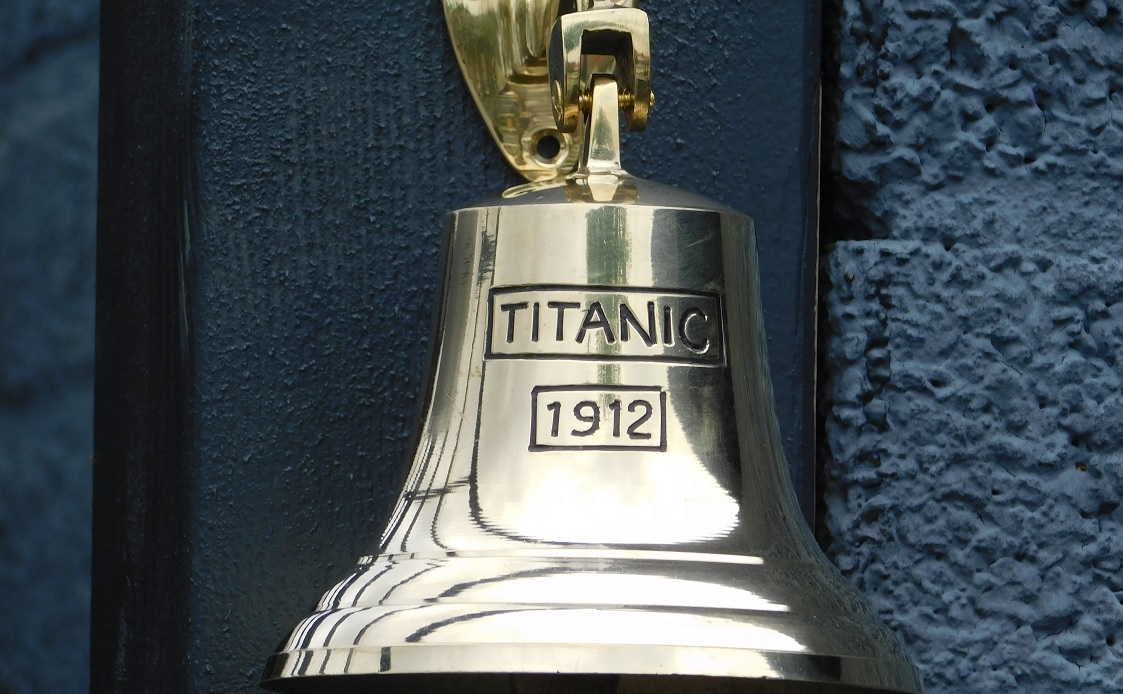 Glocke ''Titanic 1912'' mit Seil, Messing - 