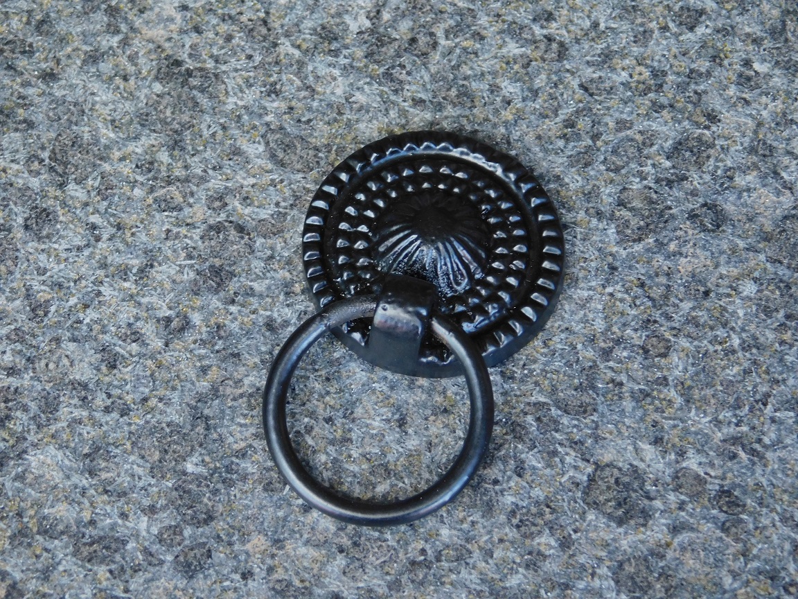 Kastknop - ladeknop - meubelknop - zwart - rond met ring