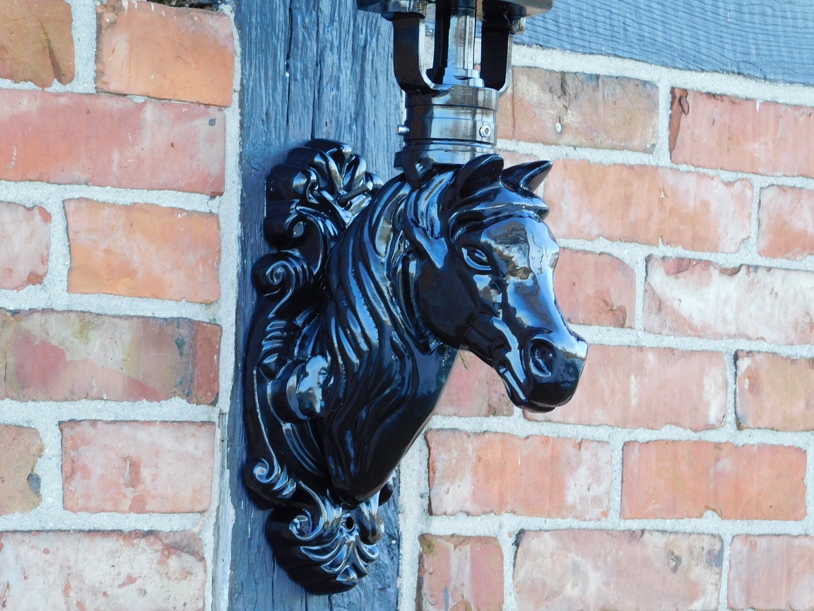 Nostalgische buitenlamp / wandlamp, paardenhoofd, zwart