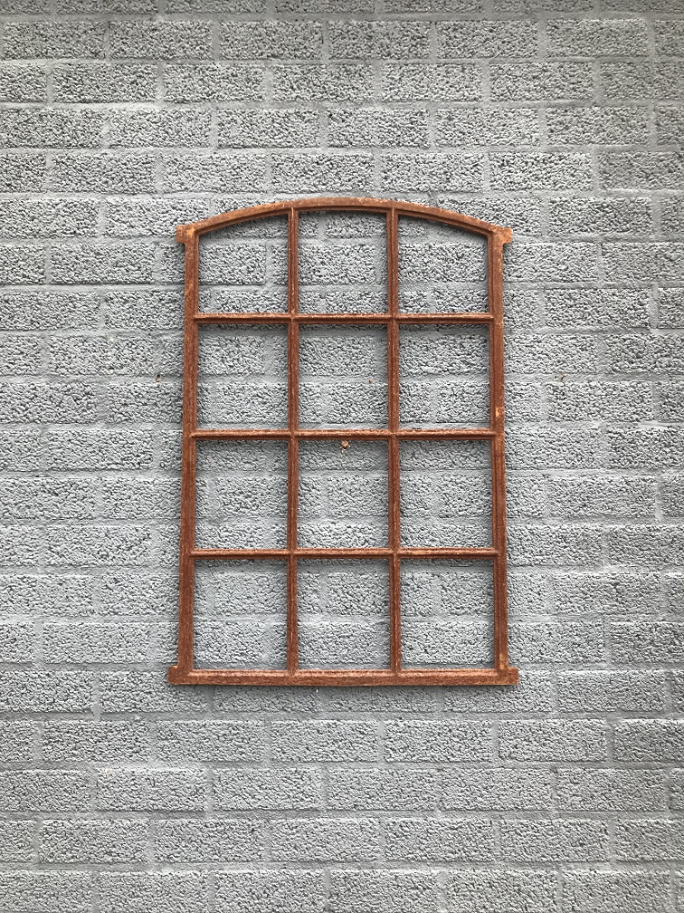 Scheunen-Stall-Fenster 12 Fensterteile, ideales gusseisernes Fenster für die Gartenmauer, 94,5 x 66,5 cm