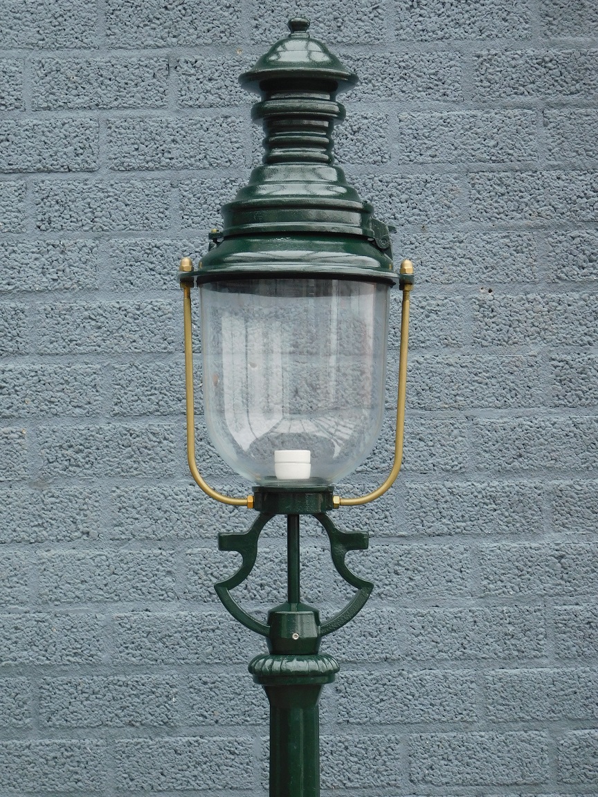 bevel Pardon Milieuactivist lantaarn-max---buitenlamp-staande-lantaarn---groen