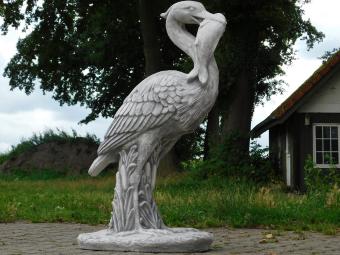 Statue Reiher mit Fisch – 90 cm – Stein