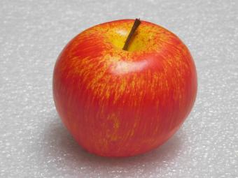 Kunstapfel Rot – Dekorative Kunstfrucht