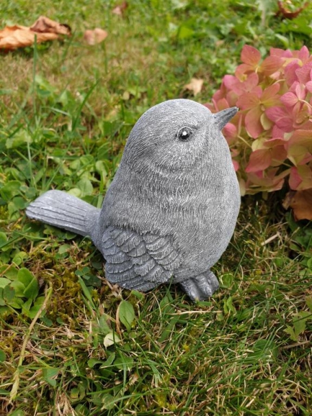schattige kleine mus , beton beeld