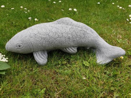 koi karper , tuinbeeld