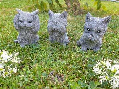 poesjes , horen zien zwijgen , tuinbeeld