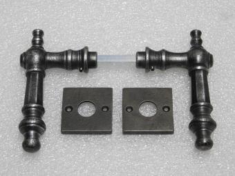 Set Klinken Victoria + Klinkrozetten Vierkant - Gietijzer Verzinkt