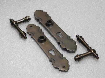 Montreux Türgriffset + Türplatten PZ 92 – Dunkel patiniertes Messing