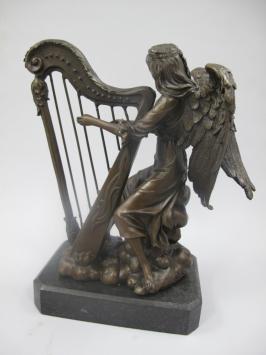 Elfe aus Bronze, Harfe