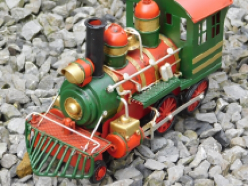 Lokomotive - Zug, handgefertigt aus Metall!