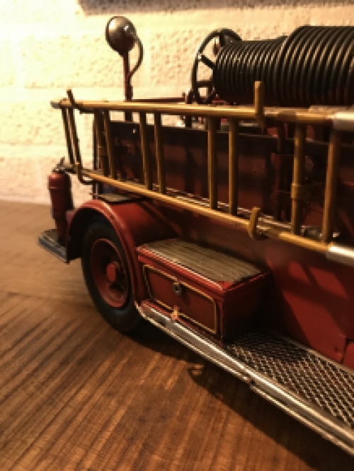 Nizza Metall Maßstab Modell eines Feuerwehrautos / Feuerwehrauto, schön im Detail!