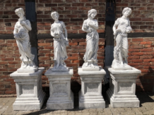 Vier Jaargetijden - Tuinbeelden - Steen - Set van 4 Stuks