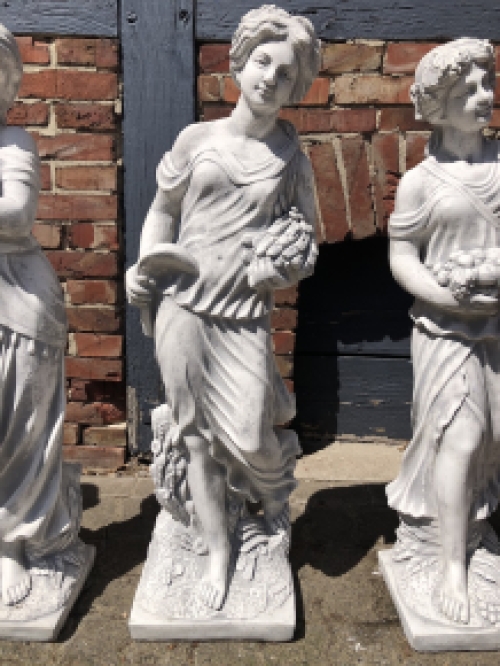Vier Jaargetijden - Tuinbeelden - Steen - Set van 4 Stuks