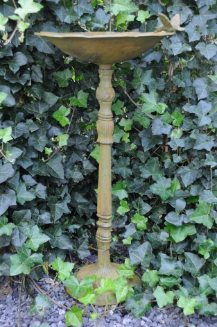 LAATSTE: Vogelbad met Hummingbird XL, gietijzer, antiek groen-rust.