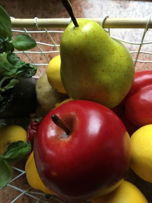 Schöner echt aussehender Apfel, siehe Fotos