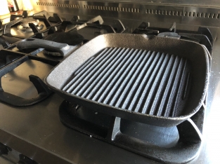 Zware gietijzeren grill pan, ouderwetse  topkwaliteit.