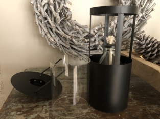 Öllampe – Schwarz – Metall und Glas – Laterne – Aufhängbar