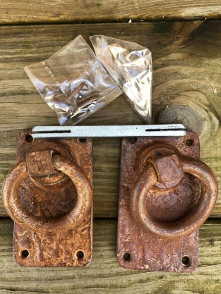 Rustieke ringen set als deursluiter/poortsluiter, prachtig nostalgisch rust brown