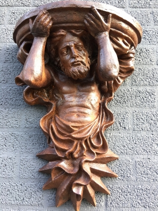 Uniek fors gietijzeren kariatide wandornament 