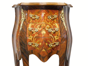 Antiker Schrank – 75 x 50 cm – französischer Stil