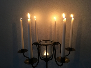 Kerzenständer Schmiedeeisen braun-schwarz, 6 Arme, mit hellem Glas schön!