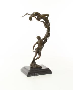 Bronzen beeld ,  Dansend paar op marmeren sokkel