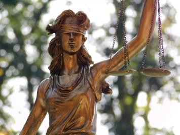 Beeld Justitia XL - 83 cm - Goudkleurig - Polystone
