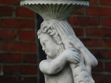 Statue - Wasserspeier - Frau mit Fisch - Stein