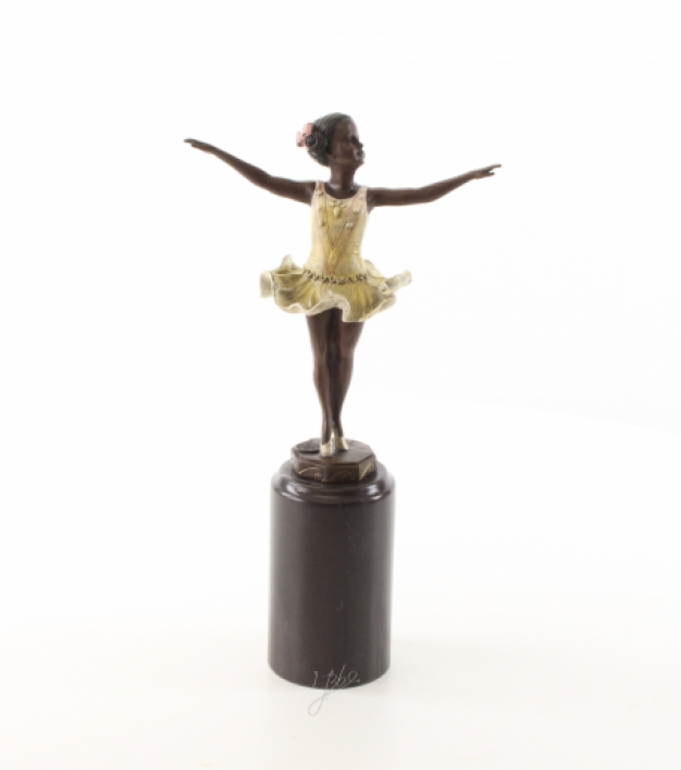 Een bronzen beeld/sculptuur van een ballerina met gekleurde kleren