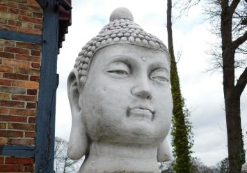 Boeddha op Sokkel - 130 cm - Steen