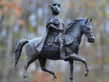 Bronzestatue Friedrich der Große zu Pferd – auf Marmorsockel