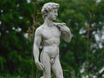 Statue David auf großem Sockel | 127 cm hoch | Stein | Weiß und Grautöne