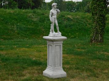 Statue David auf großem Sockel | 127 cm hoch | Stein | Weiß und Grautöne