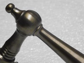 Klassischer Türgriff – Dunkel patiniertes Messing