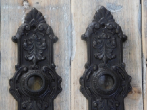 Set deurbeslag als antiek ijzer - klink, knop, wisselstift + 2 deurplaten - antiek ijzer