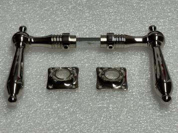 Türbeschlagset – Nickel-Chrom – glänzende Türgriffe und Rosetten