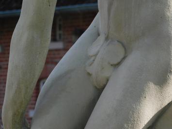 Diskuswerfer auf Sockel XL - 230 cm - Kunststein - Vintage