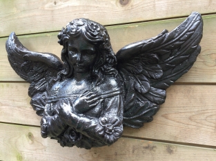 1 „Angelic“ Engelsskulptur aus Gusseisen, schwarz