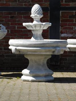 Brunnen Kiefernzapfen - 120 x 90 cm - Stein