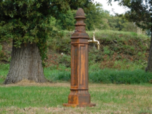 Exklusiver Standbrunnen - Wasserhahn - Alu in Oxid