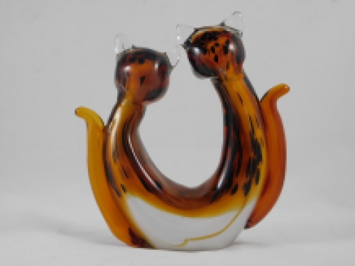 Glasskulptur von zwei Katzen / Weibchen, in Farbe