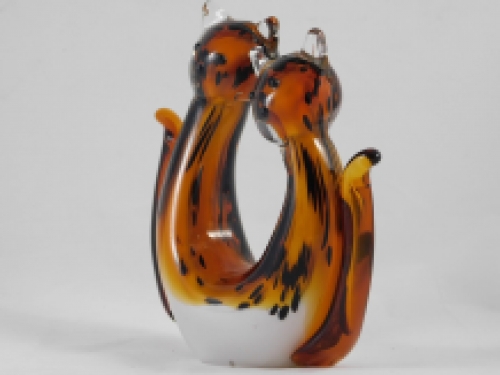 Glasskulptur von zwei Katzen / Weibchen, in Farbe